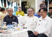 Ketua DPRD Kota Palopo Hadiri Penyerahan sertipikat BMD, PTSL, Wakaf dan Lintas Sektor di Kantor Pertanahan