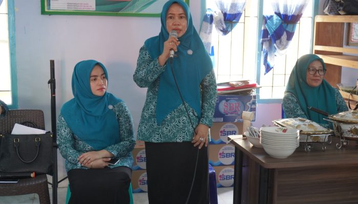 Mantapkan Persiapan Lomba Desa Tingkat Provinsi, Ketua TP-PKK Luwu Motivasi Kader Desa Pangi