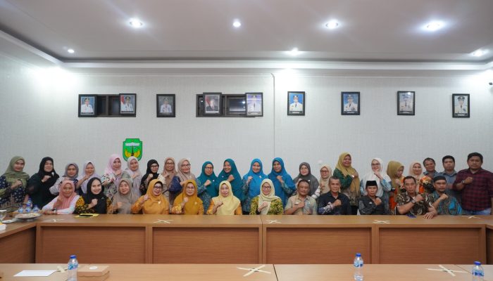 Ketua TP Posyandu Kabupaten Luwu Ikuti Sosialisasi Implementasi Posyandu Era Baru