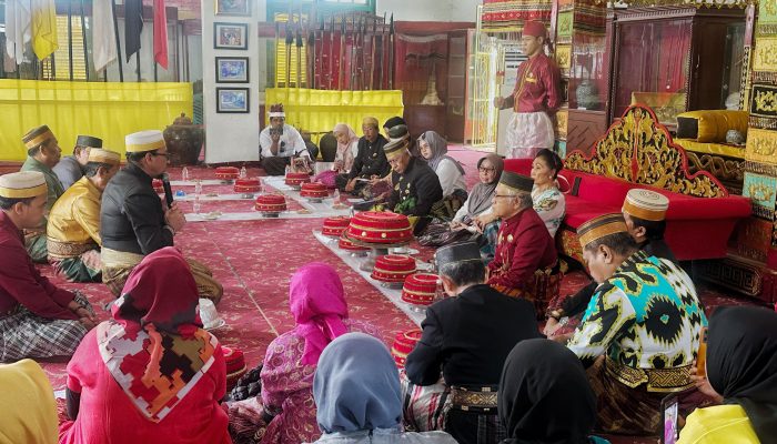 PT Masmindo Dwi Area Laksanakan Prosesi Adat Mangngolo Ri Arajang di Kedatuan Luwu