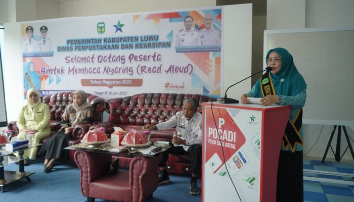 Ketua Tim Penggerak PKK Kabupaten Luwu Buka Kegiatan Bimbingan Teknis Membaca Nyaring