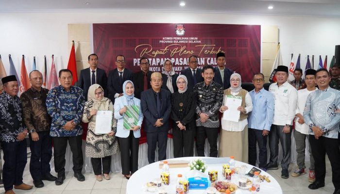 Pj Wali Kota Palopo Hadiri Rapat Pleno Terbuka Penetapan Calon terpilih Wali Kota dan Wakil Wali Kota