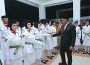 Kukuhkan 73 Paskibraka, Bupati Luwu : Jadikan Pengalaman dan Penyemangat Sebagai Generasi Berintegritas