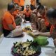 Tunjukkan Sisi Humanis, Polres Luwu Utara Berikan Makanan kepada Para Tahanan di Hari Kemerdekaan