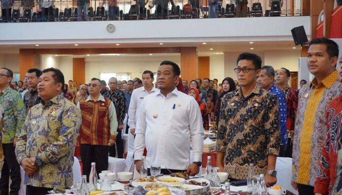 Hadiri Penyuluhan Keamanan Pangan, Bupati Luwu Nyatakan Dukungan Penuh Program Makan Bergizi Gratis