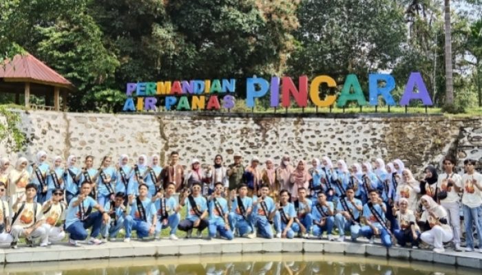 30 Finalis Ana’dara Kallolo Luwu Utara 2025 Tur Wisata ke Permandian Air Panas Pincara Masamba