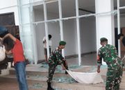 Kodim 1403/Palopo Bersama Masyarakat dan Komunitas Pencinta Alam Lakukan Aksi Bersih-Bersih di Kawasan Gedung DPRD Kota Palopo