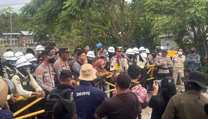 Jawab Tuntutan Para Demonstran, Management PT BMS Temui Massa Aksi