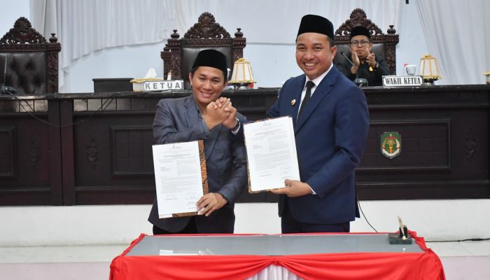 Ketua DPRD Luwu Utara Pimpin Paripurna Penetapan APBD Pokok 2026
