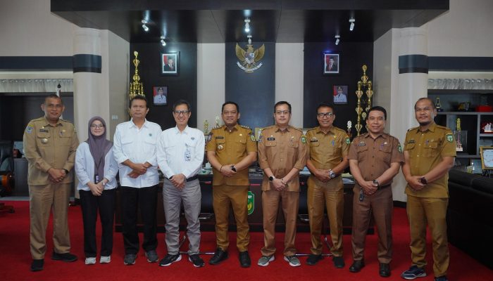 Bupati Luwu Terima Kunjungan Direktur KLH, Bahas Penanganan Lingkungan dan Sampah